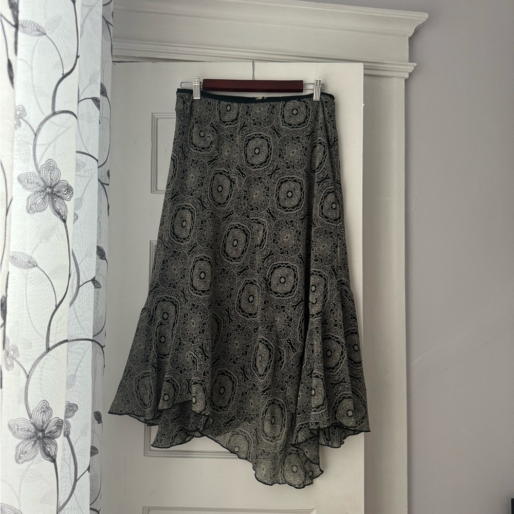 Cream and black vintage skirt